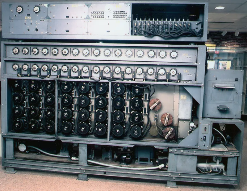 Bombe de Turing version US Navy contre Enigma M4